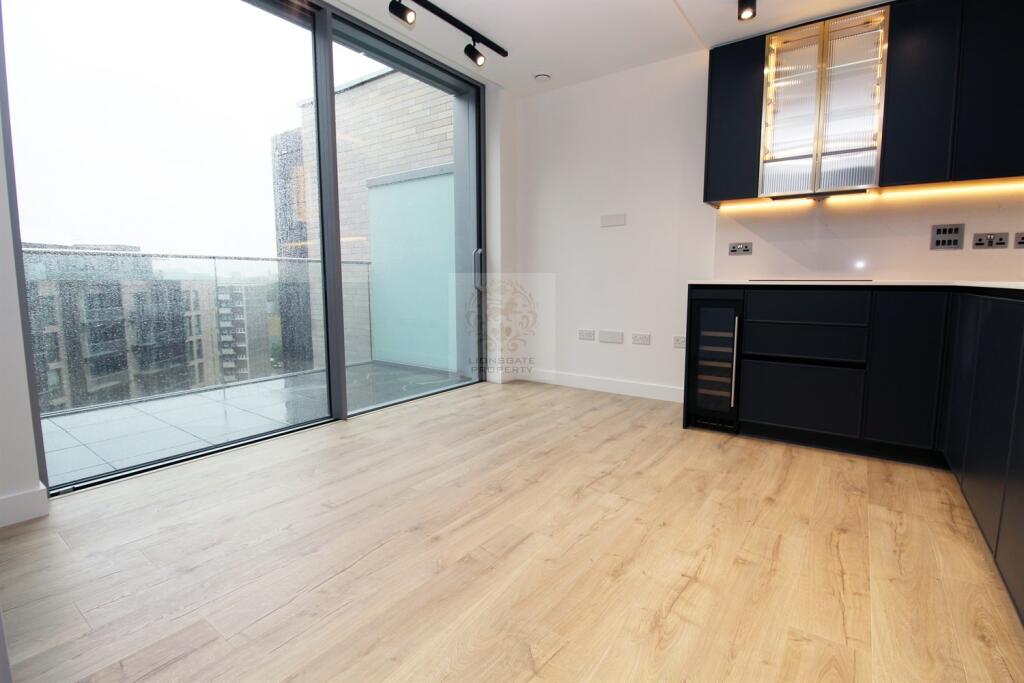 0 bed Apartment for rent in Islington. From Lionsgate Property Management