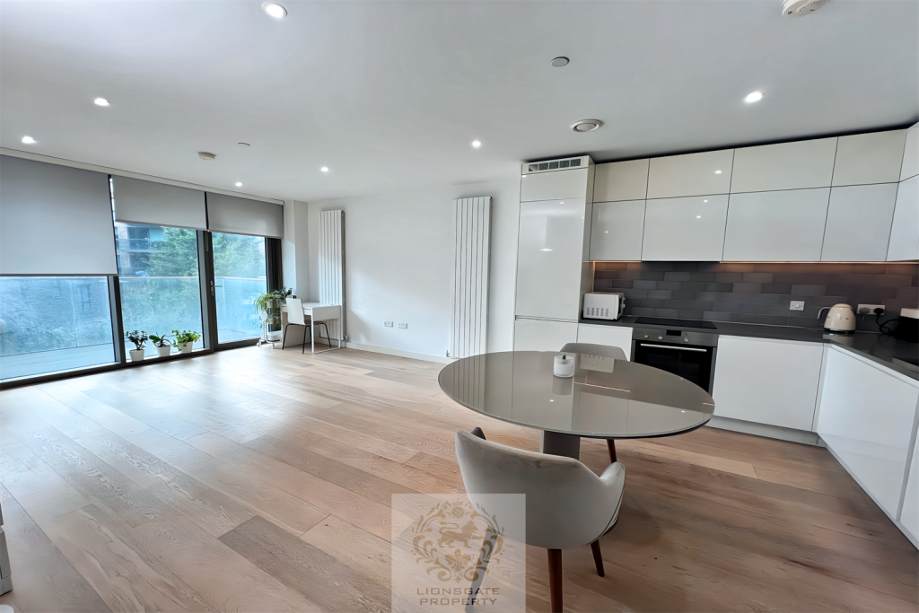 2 bed Apartment for rent in Woolwich. From Lionsgate Property Management - London