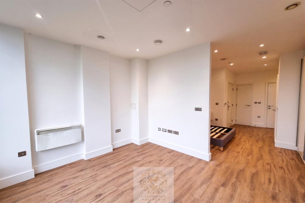 0 bed Apartment for rent in Acton. From Lionsgate Property Management - London