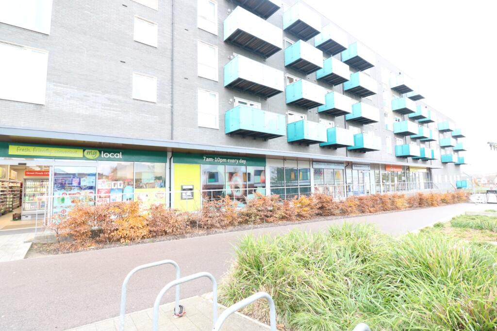 2 bed 1st Floor Flat for rent in Barking. From Lloyds Residential - Woodford Green