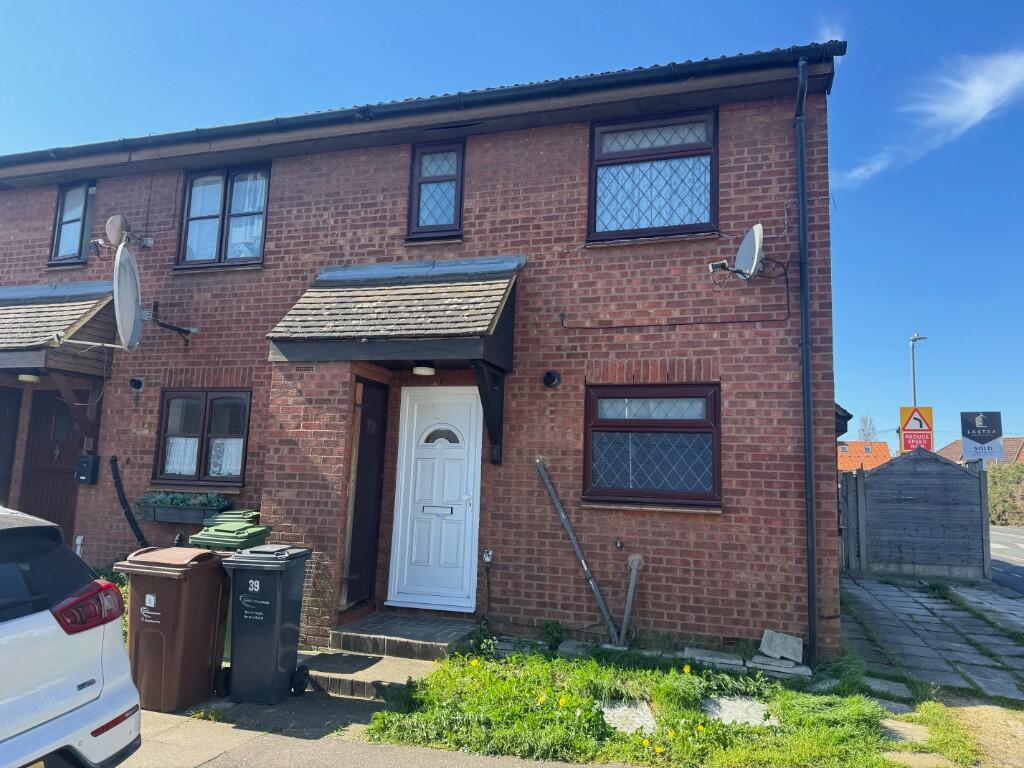 3 bed End of Terrace for rent in London. From London & Essex Estates - Ilford 3 bed End of Terrace for rent in London. From London & Essex Estates - Ilford