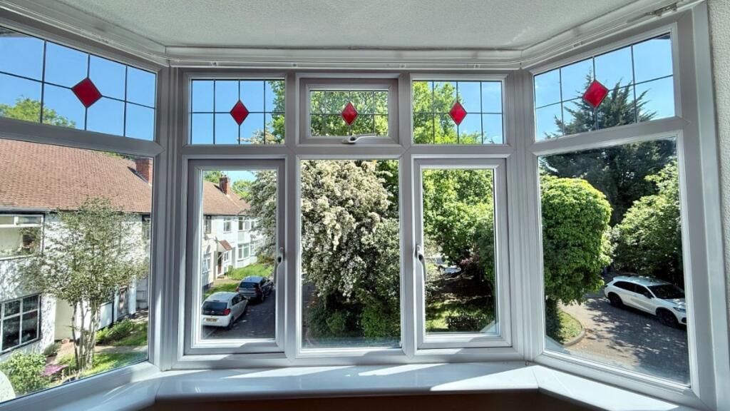 2 bed Apartment for rent in London. From LONDON HABITAT