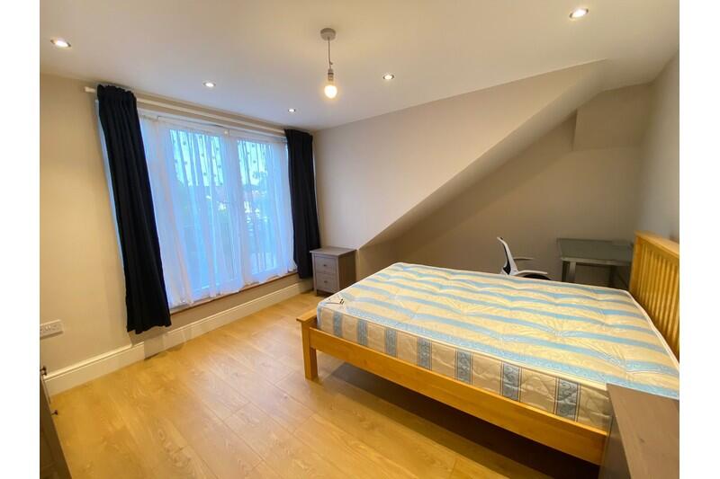 0 bed House Share for rent in London. From LONDON HomeLets Ltd