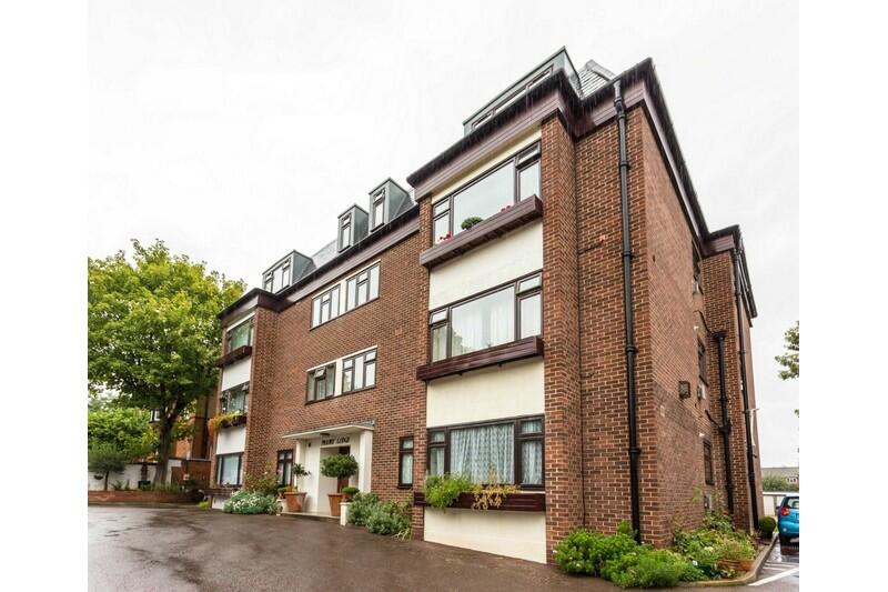 1 bed 1st Floor Flat for rent in Greenford. From LONDON HomeLets Ltd