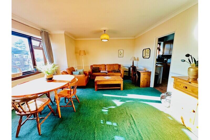 1 bed 1st Floor Flat for rent in Greenford. From LONDON HomeLets Ltd