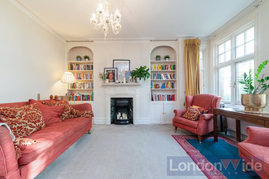 3 bed 1st Floor Flat for rent in Hammersmith. From London Wide Estates