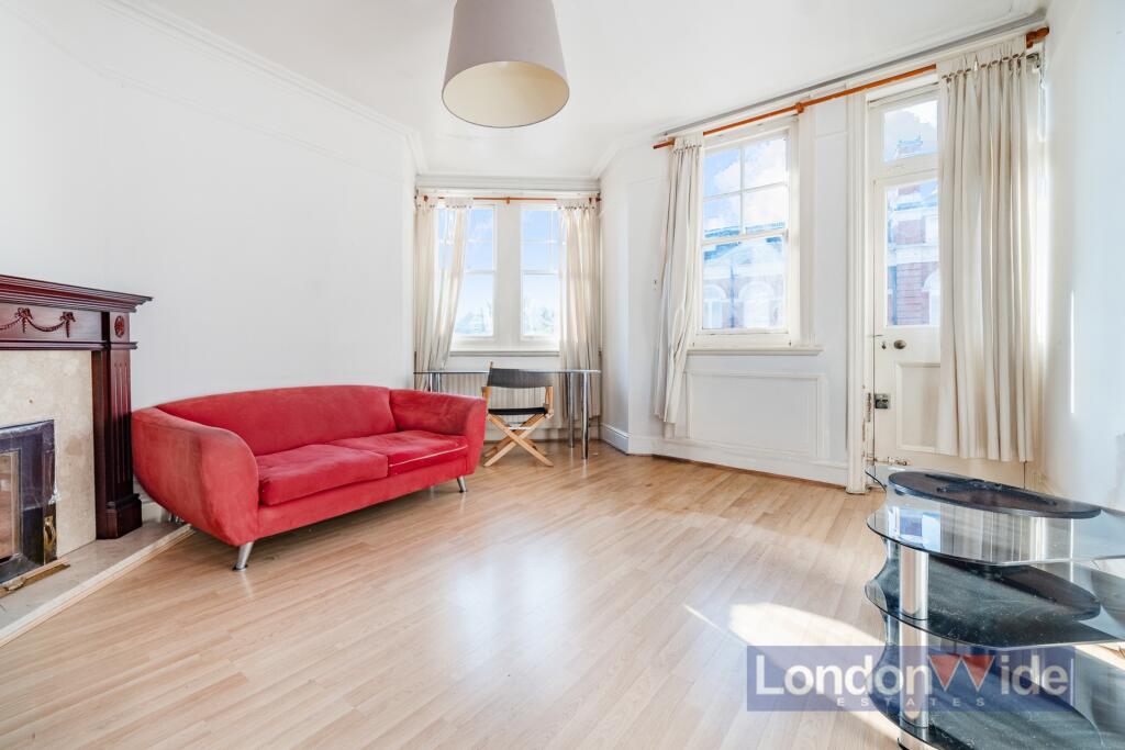 3 bed Apartment for rent in Wandsworth. From London Wide Estates