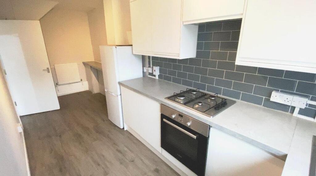 4 bed Apartment for rent in Paddington. From London Wide Estates