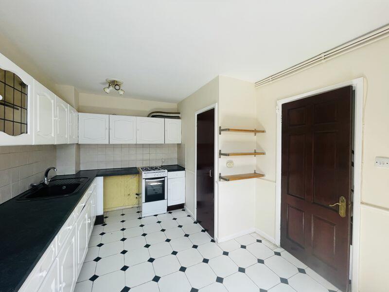 2 bed Maisonette for rent in Bow. From Look Property