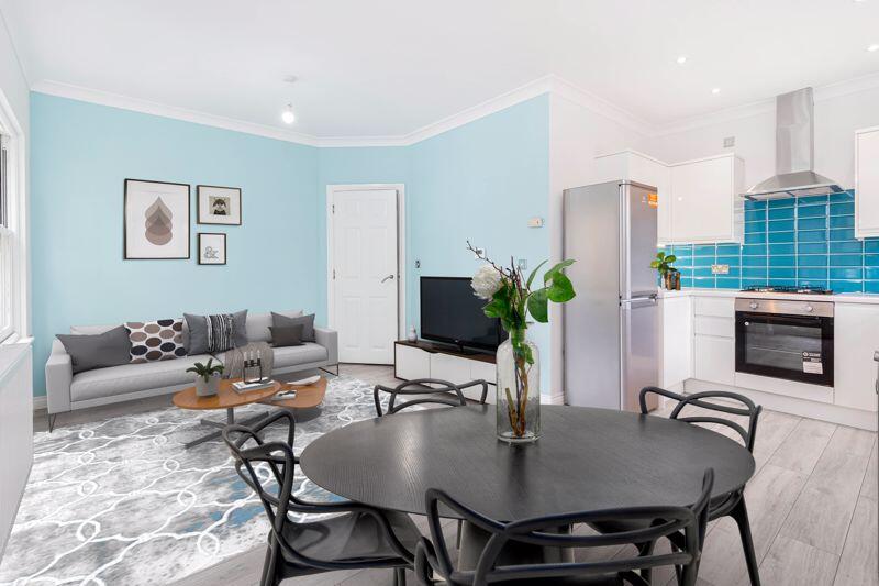 2 bed 1st Floor Flat for rent in Bow. From Look Property Services Ltd - Bow