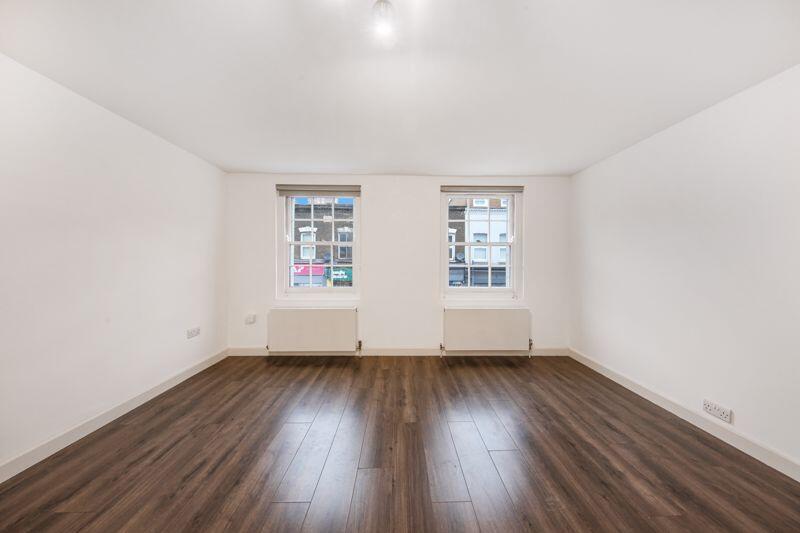 3 bed Apartment for rent in Bow. From Look Property Services Ltd - Bow 3 bed Apartment for rent in Bow. From Look Property Services Ltd - Bow