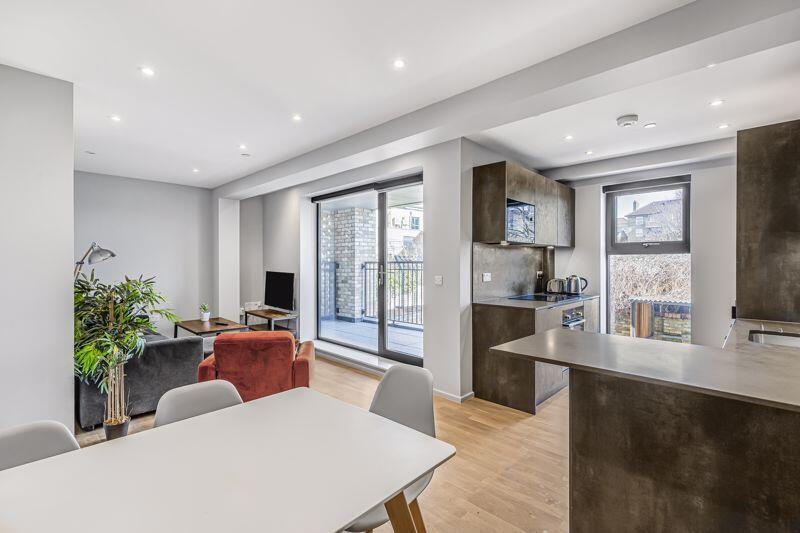 2 bed 1st Floor Flat for rent in Bethnal Green. From Look Property Services Ltd - Bow