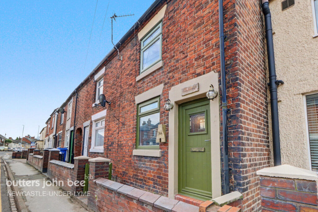 2 bed Mid Terraced House for rent in Stoke-on-Trent. From Butters John Bee - Newcastle Under Lyme