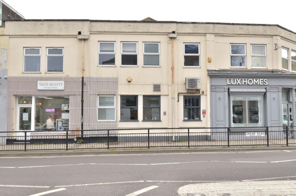 2 bed 1st Floor Flat for rent in . From Lux Homes - London & Essex