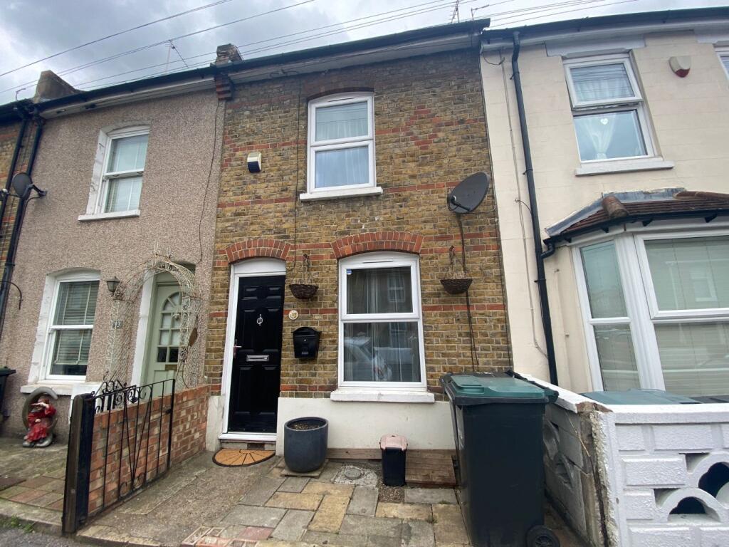 2 bed Mid Terraced House for rent in Northfleet. From M & M Estate & Letting Agents - Gravesend