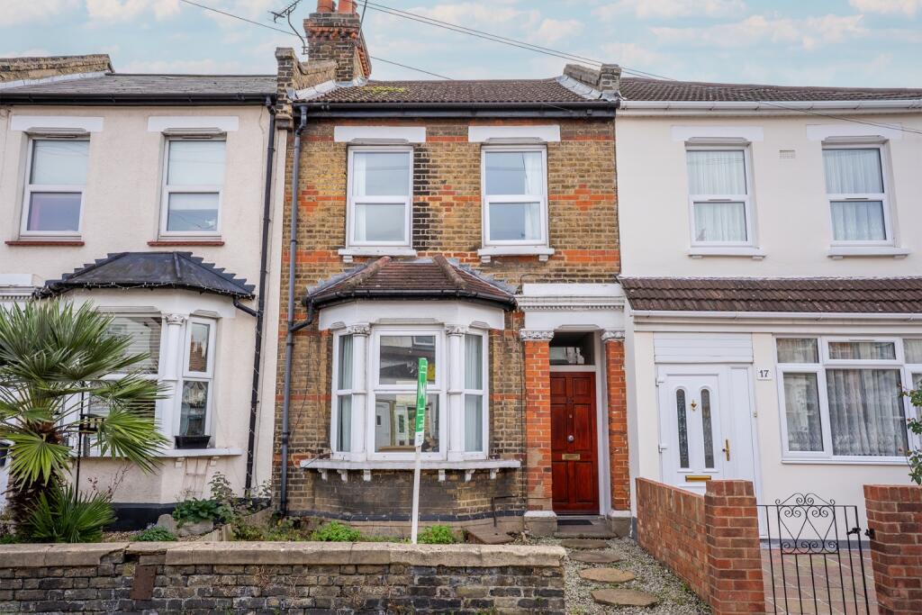 2 bed Mid Terraced House for rent in Northfleet. From M & M Estate & Letting Agents - Gravesend 2 bed Mid Terraced House for rent in Northfleet. From M & M Estate & Letting Agents - Gravesend