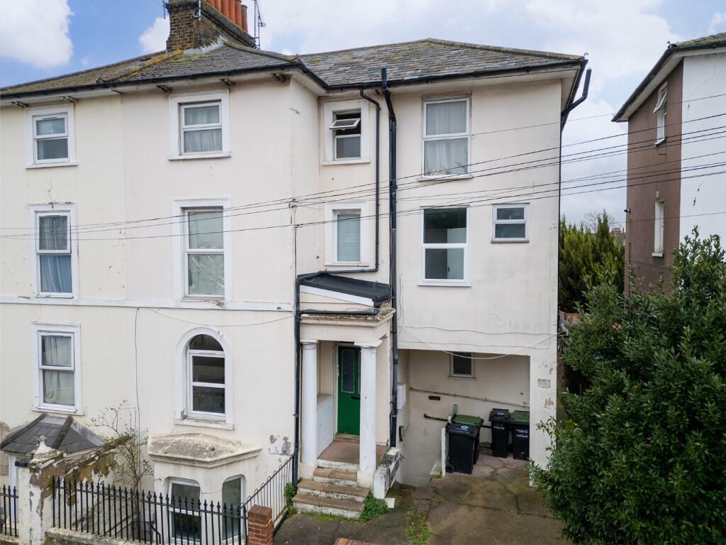 1 bed Apartment for rent in Gravesend. From M & M Estate & Letting Agents - Gravesend 1 bed Apartment for rent in Gravesend. From M & M Estate & Letting Agents - Gravesend