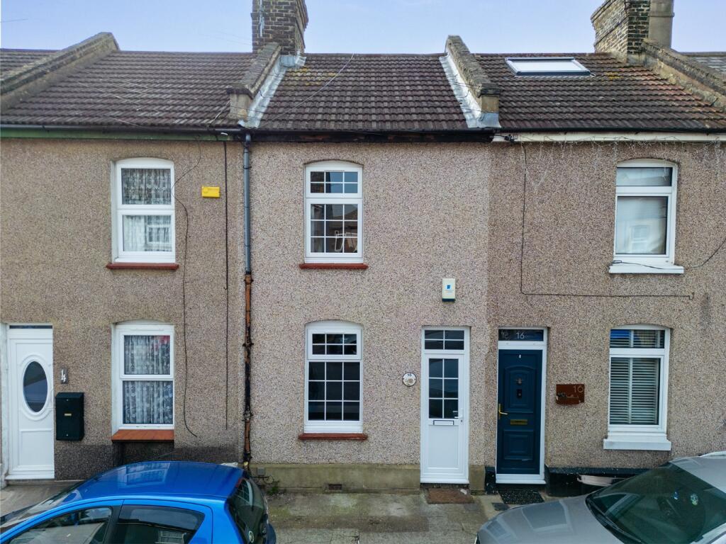 2 bed Mid Terraced House for rent in Northfleet. From M & M Estate & Letting Agents - Gravesend