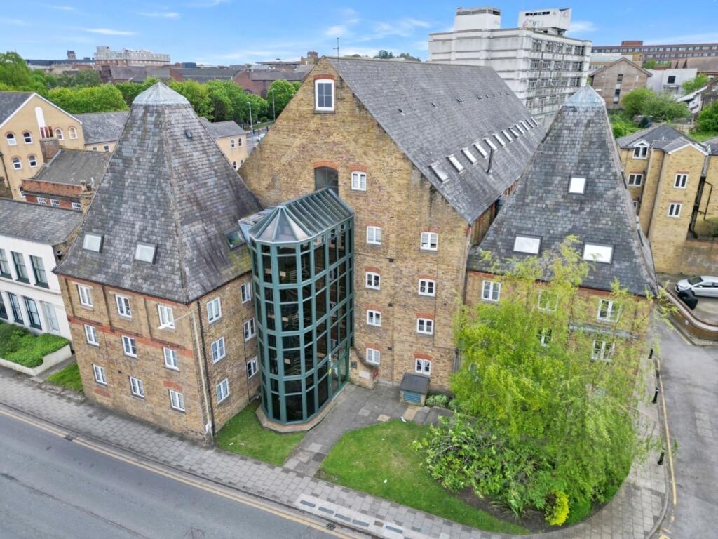 1 bed Apartment for rent in Northfleet. From M & M Estate & Letting Agents - Gravesend
