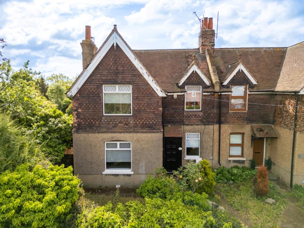 3 bed Semi Detached for rent in Northfleet. From M & M Estate & Letting Agents - Gravesend