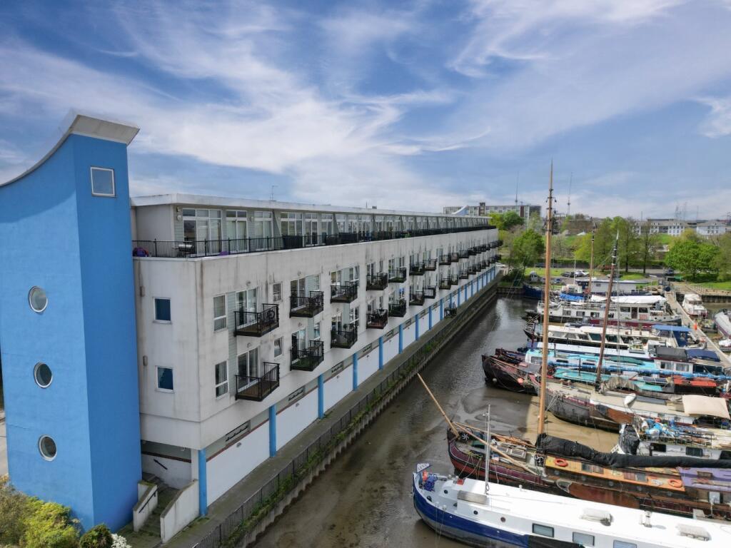 2 bed Apartment for rent in Gravesend. From M & M Estate & Letting Agents - Gravesend 2 bed Apartment for rent in Gravesend. From M & M Estate & Letting Agents - Gravesend