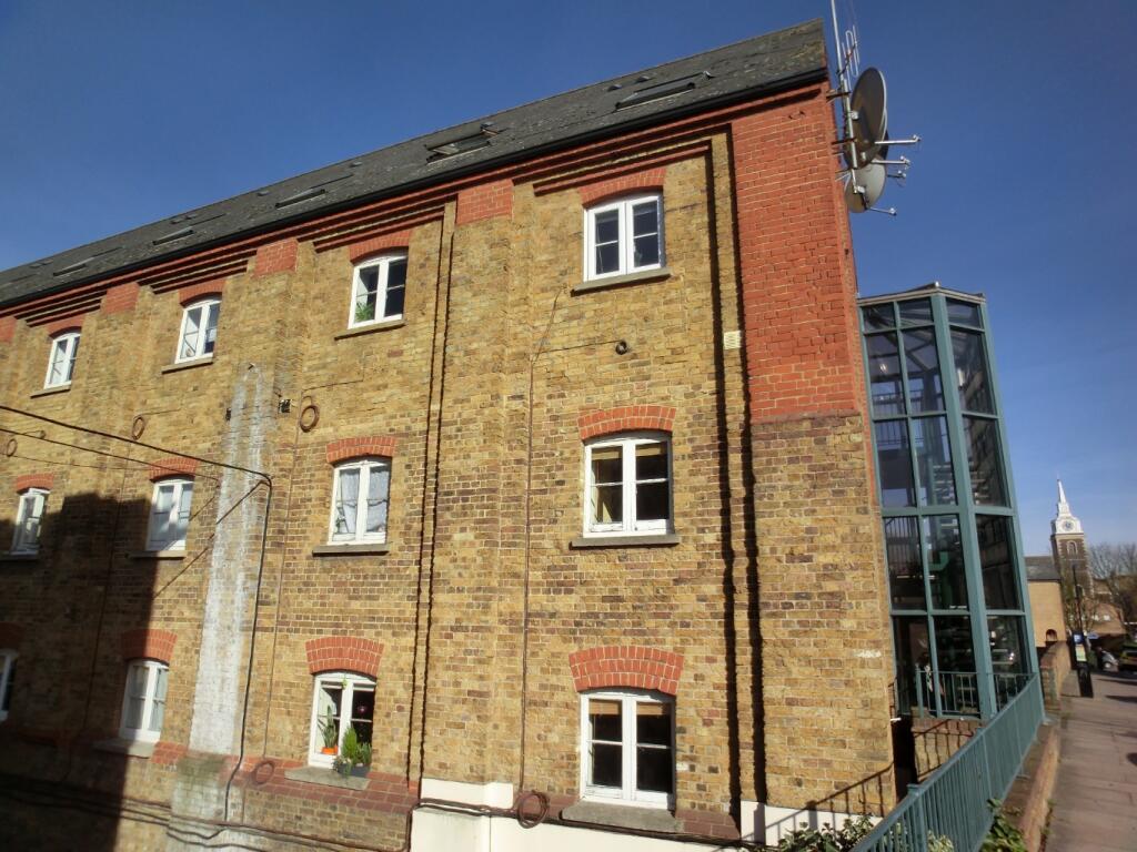 1 bed Apartment for rent in Northfleet. From M & M Estate & Letting Agents - Gravesend