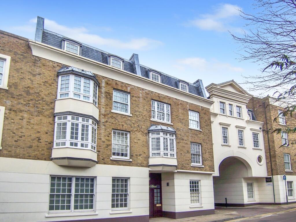 2 bed Apartment for rent in Northfleet. From M & M Estate & Letting Agents - Gravesend