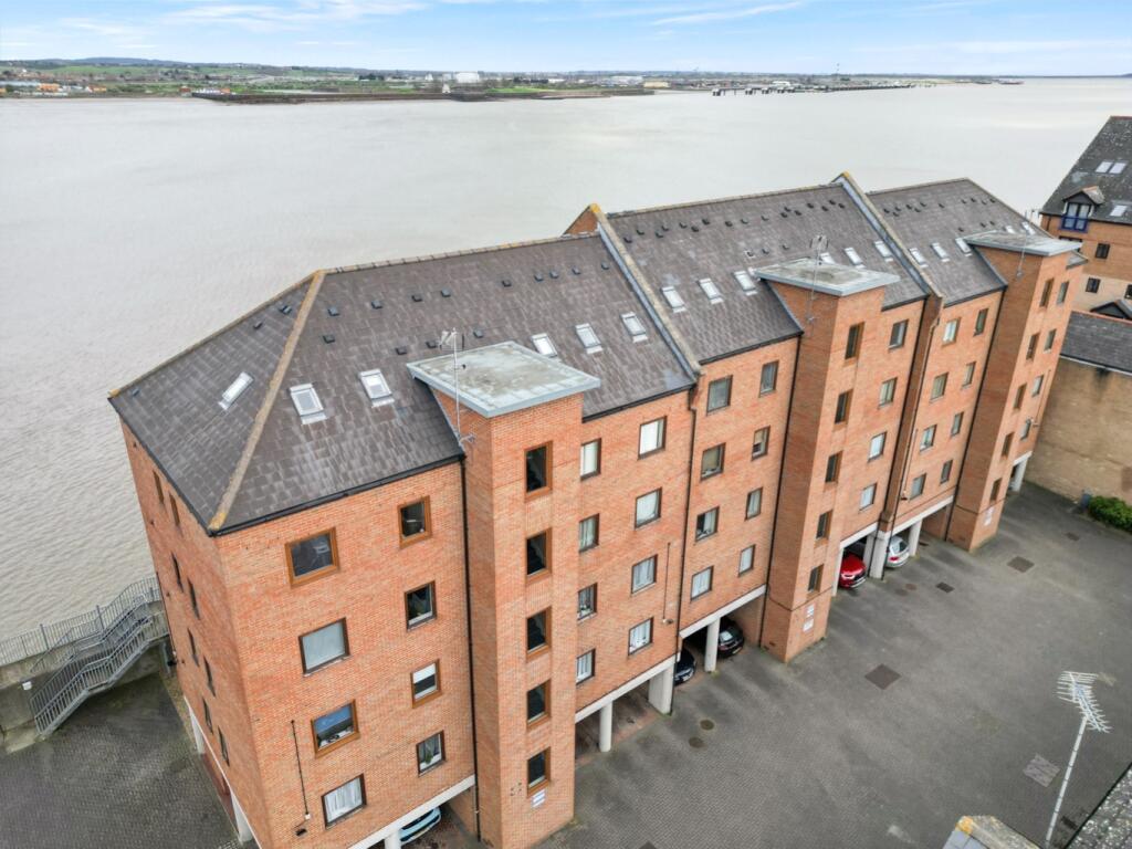 2 bed Apartment for rent in Northfleet. From M & M Estate & Letting Agents - Gravesend