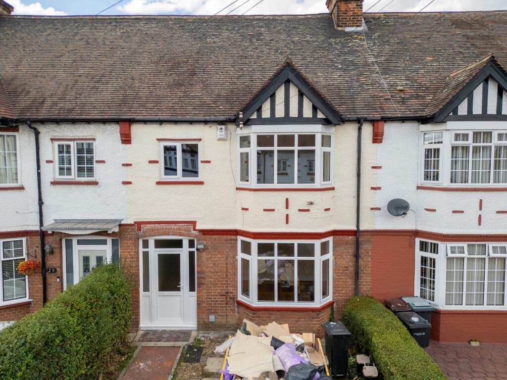 3 bed Mid Terraced House for rent in Northfleet. From M & M Estate & Letting Agents - Gravesend