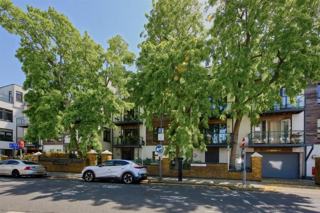 2 bed Apartment for rent in Wandsworth. From Maalems