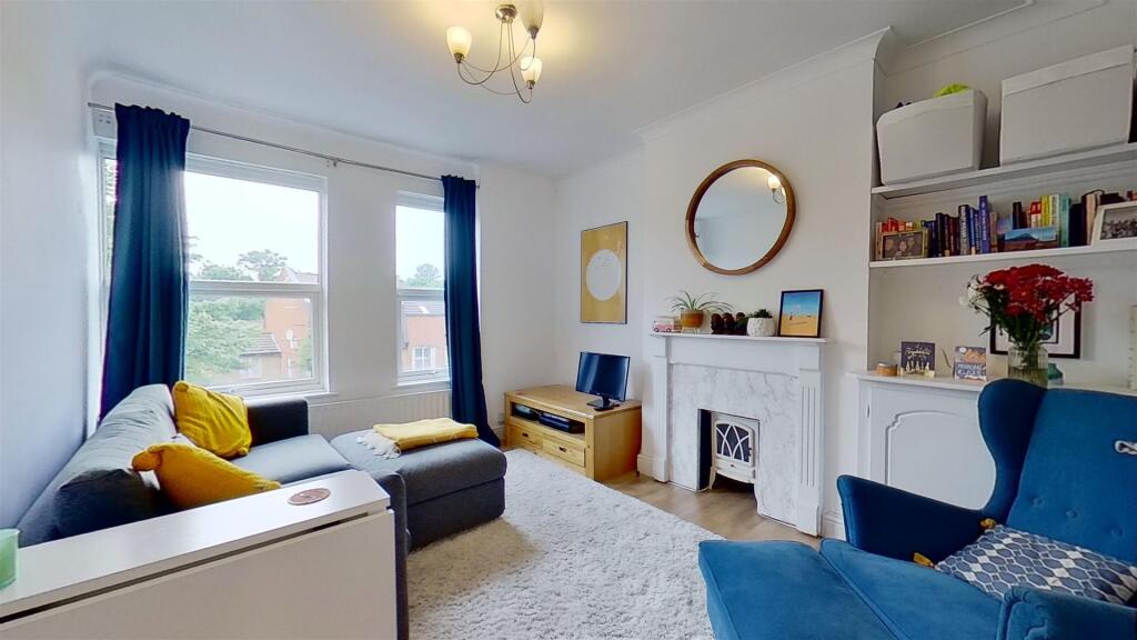1 bed 1st Floor Flat for rent in Wimbledon. From Maalems