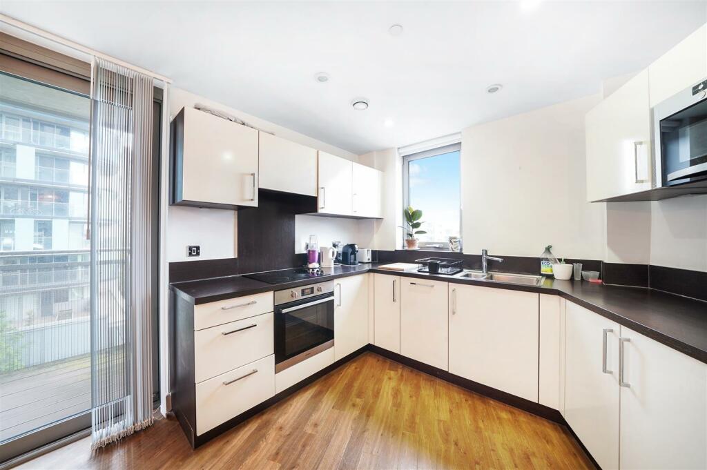 2 bed Apartment for rent in London. From Madison Brook - Lewisham
