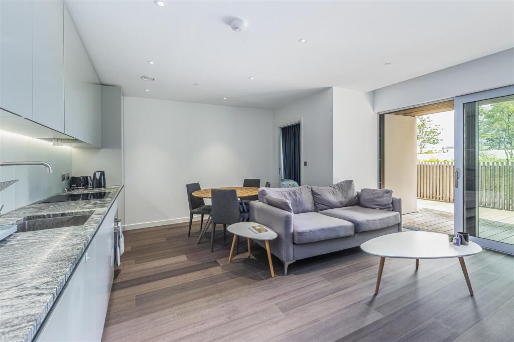 2 bed Apartment for rent in Greenwich. From Madison Brook - Lewisham 2 bed Apartment for rent in Greenwich. From Madison Brook - Lewisham