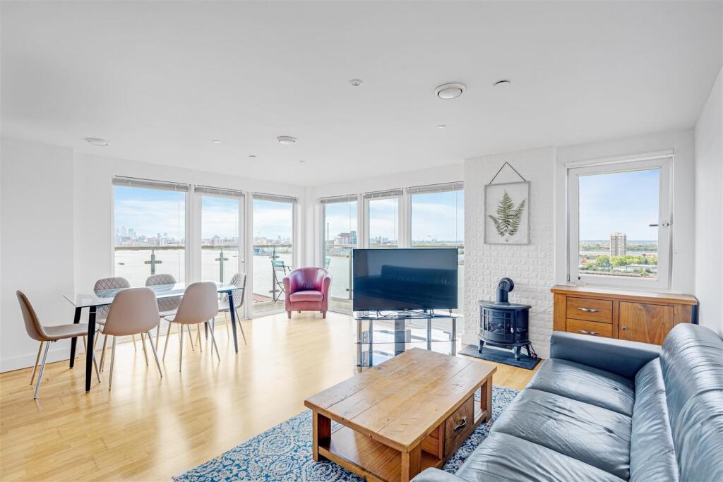 2 bed Apartment for rent in Woolwich. From Madison Brook - Lewisham