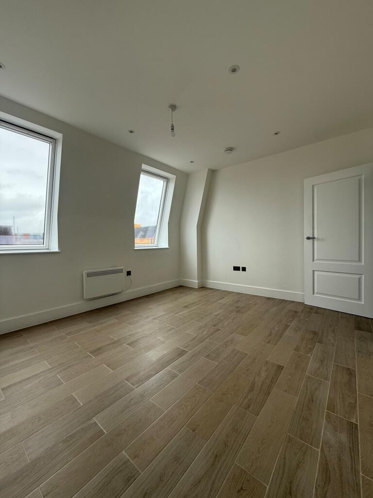 0 bed Apartment for rent in Beckenham. From Mann Lettings - Beckenham