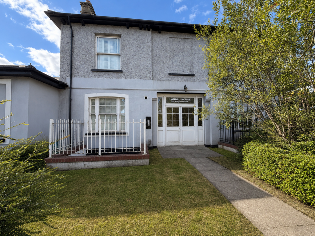 3 bed Apartment for rent in Keston. From Mann Lettings - Beckenham 3 bed Apartment for rent in Keston. From Mann Lettings - Beckenham