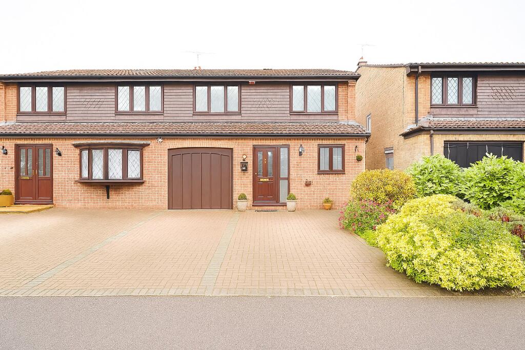 3 bed Detached for rent in South Darenth. From Mann - Swanley