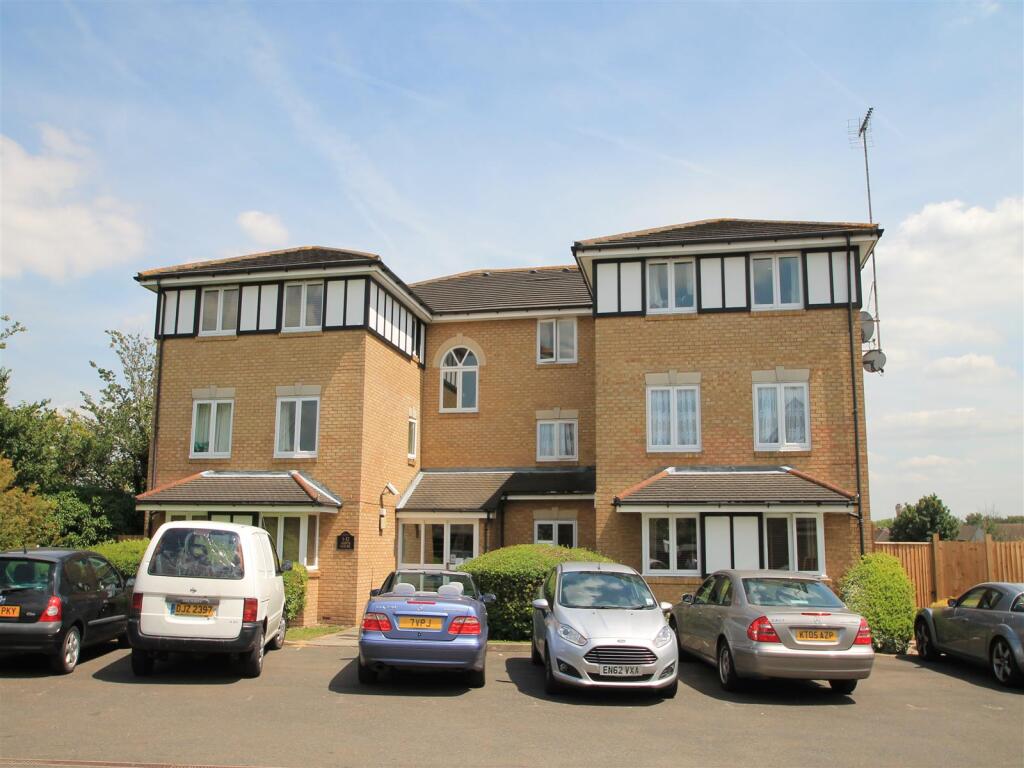 2 bed 1st Floor Flat for rent in Crayford. From Mann - Swanley