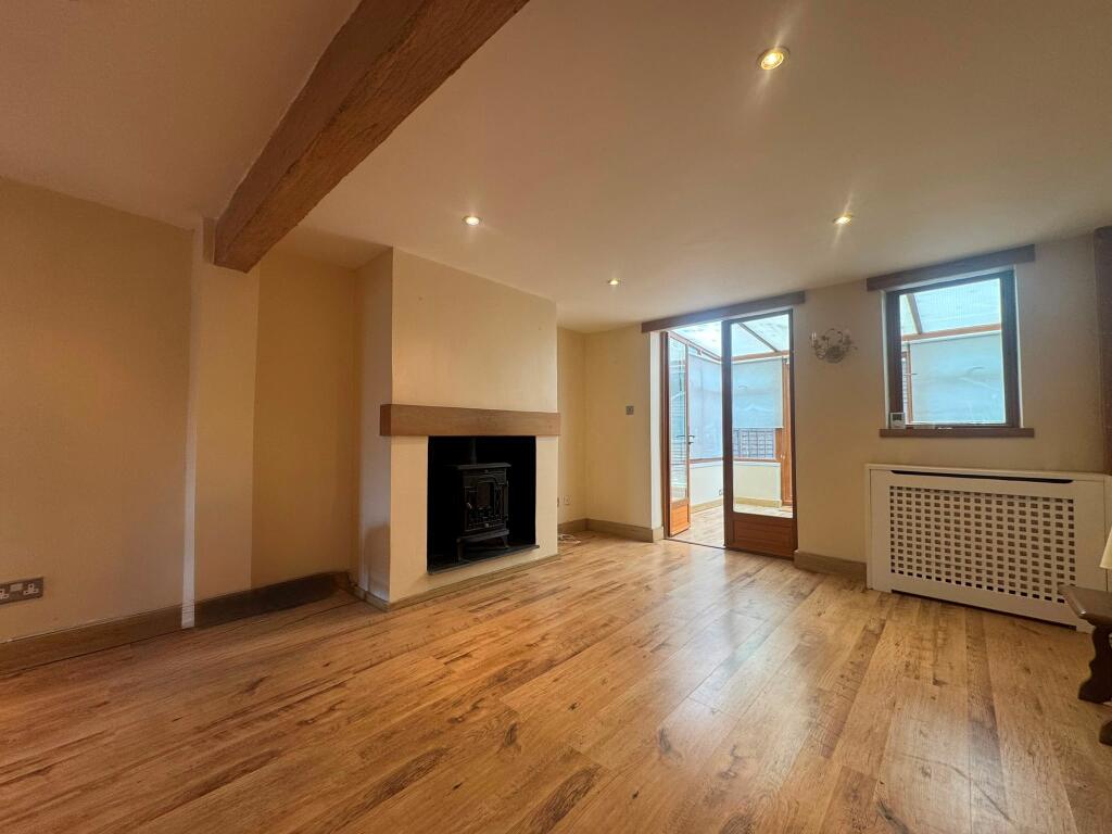 2 bed Cottage for rent in Eynsford. From Mann - Swanley