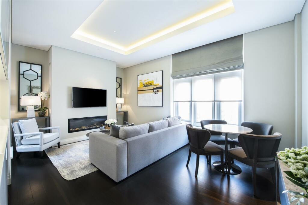 2 bed Apartment for rent in Paddington. From Mark Tunstall Property