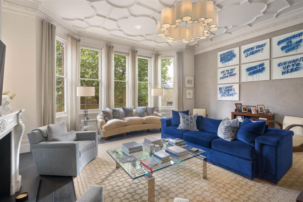 3 bed Apartment for rent in Chelsea. From Mark Tunstall Property