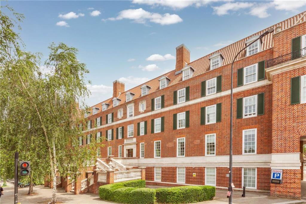 1 bed 1st Floor Flat for rent in Clapham. From Marsh & Parsons - Balham & Clapham South