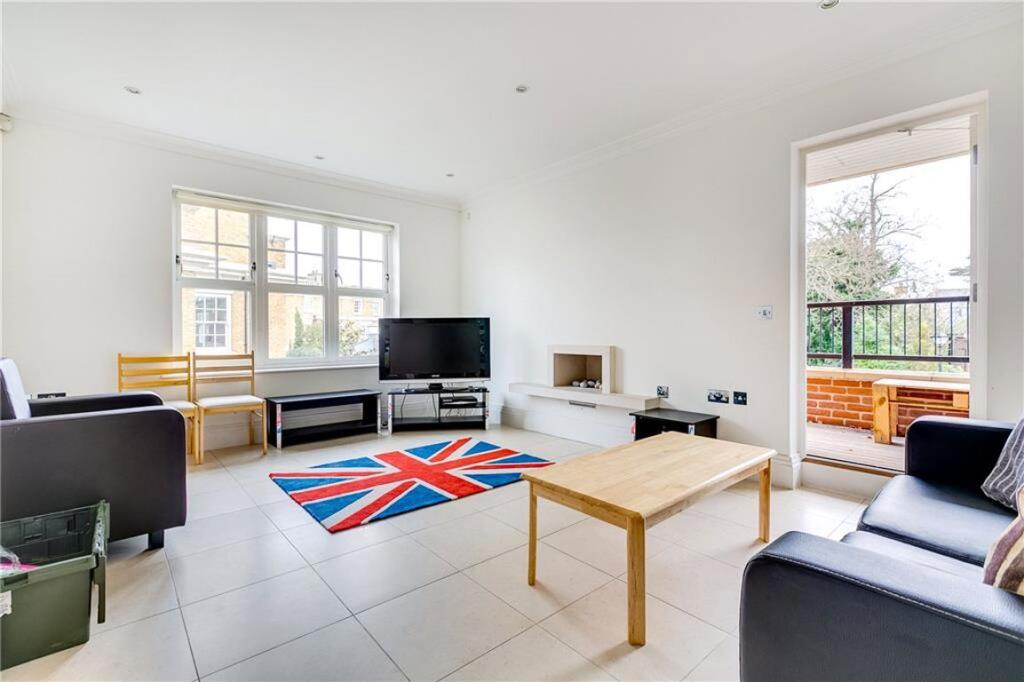 2 bed 1st Floor Flat for rent in Twickenham. From Marsh & Parsons - Barnes & East Sheen