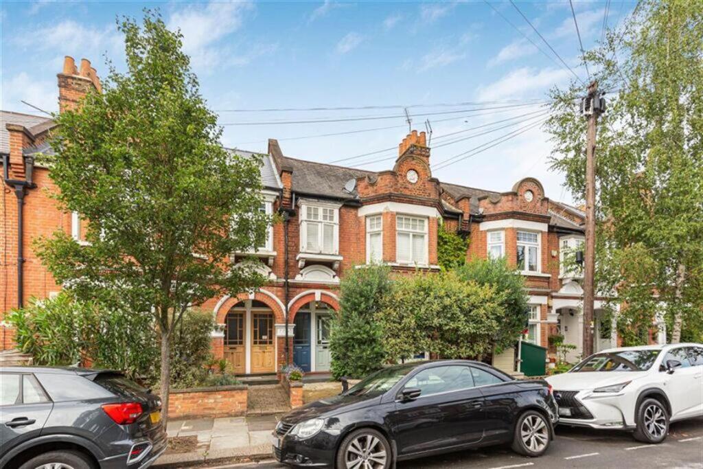 3 bed Annexe for rent in Barnes. From Marsh & Parsons - Barnes & East Sheen