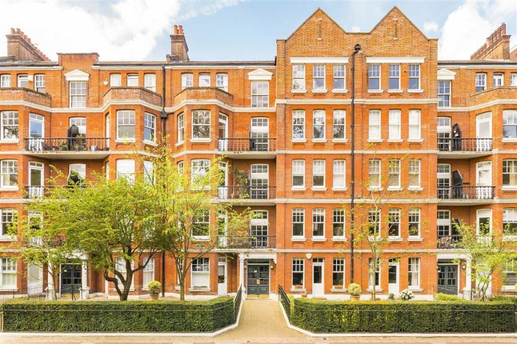 1 bed 1st Floor Flat for rent in London. From Marsh & Parsons - Battersea