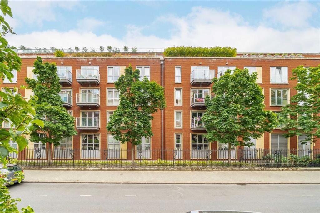 1 bed 1st Floor Flat for rent in Battersea. From Marsh & Parsons - Battersea