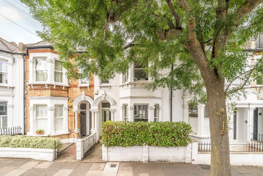 5 bed Detached for rent in Battersea. From Marsh & Parsons - Battersea 5 bed Detached for rent in Battersea. From Marsh & Parsons - Battersea