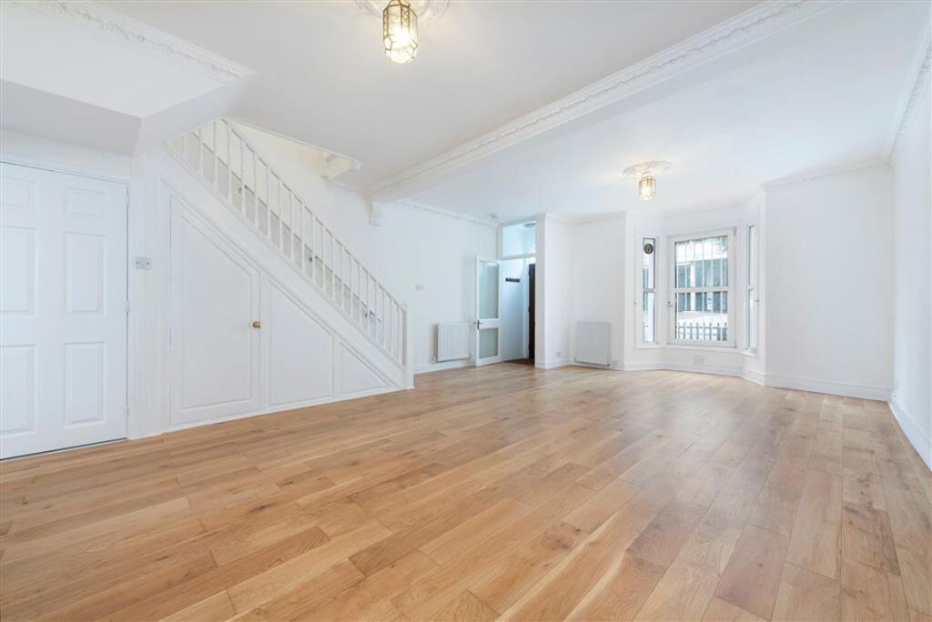 2 bed Detached for rent in Hammersmith. From Marsh & Parsons - Brook Green