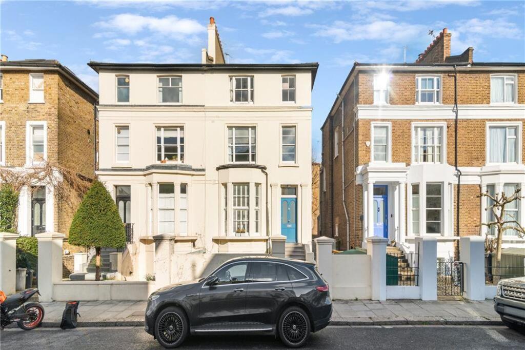 1 bed 1st Floor Flat for rent in London. From Marsh & Parsons - Brook Green 1 bed 1st Floor Flat for rent in London. From Marsh & Parsons - Brook Green