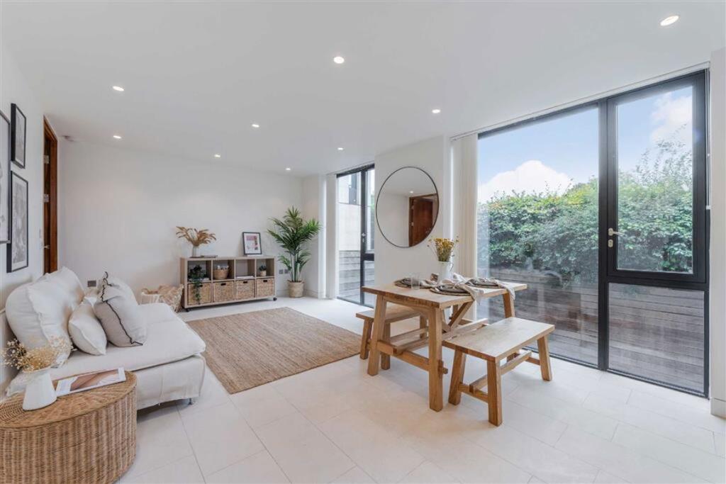 2 bed 1st Floor Flat for rent in Camden Town. From Marsh & Parsons - Camden Town & Tufnell Park